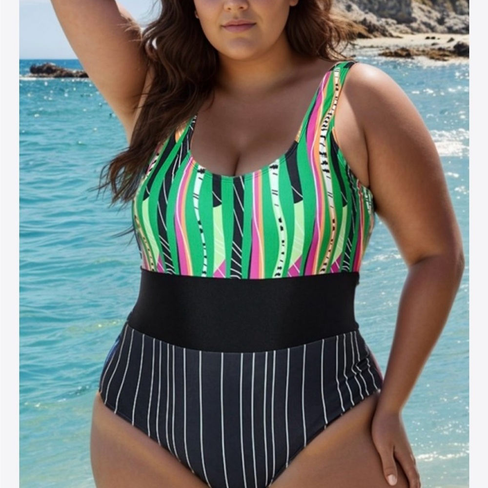 Plus Size Mixed Stripe Print One Piece Swimsuit